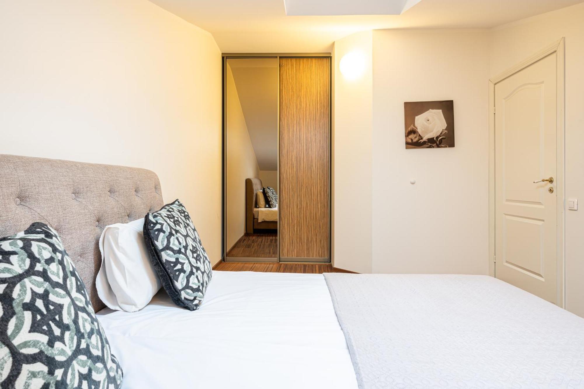 Yoga Residence Apartments Tallinn Bagian luar foto