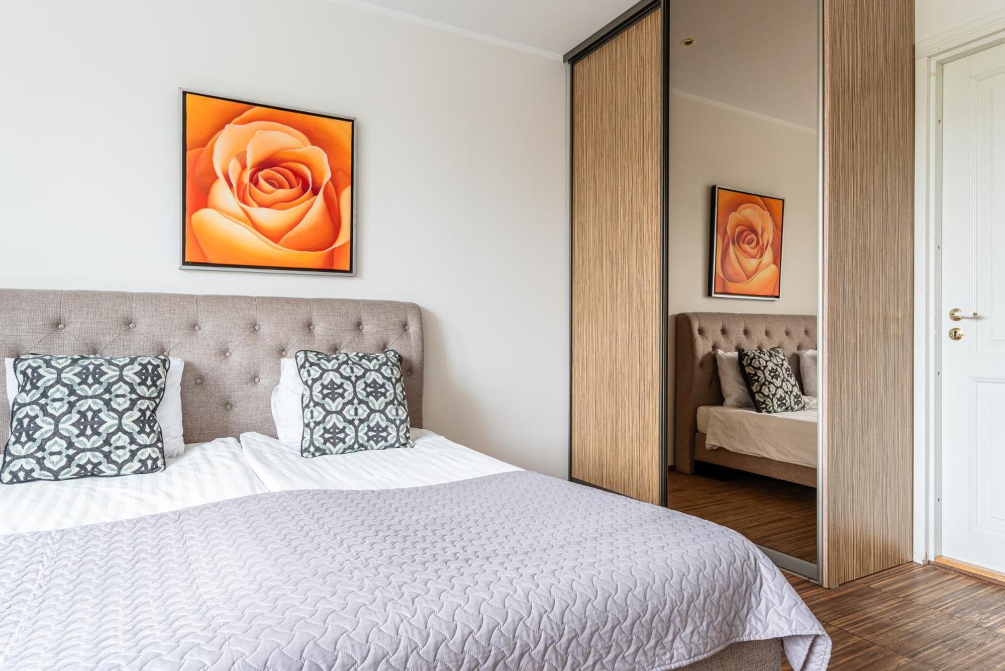 Yoga Residence Apartments Tallinn Bagian luar foto